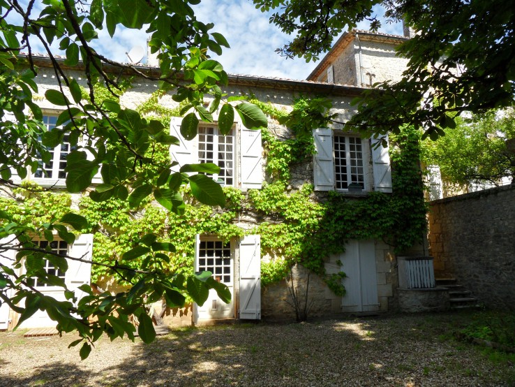 Houses for Sale in France - Buying French Property & Luxury Real Estate ...