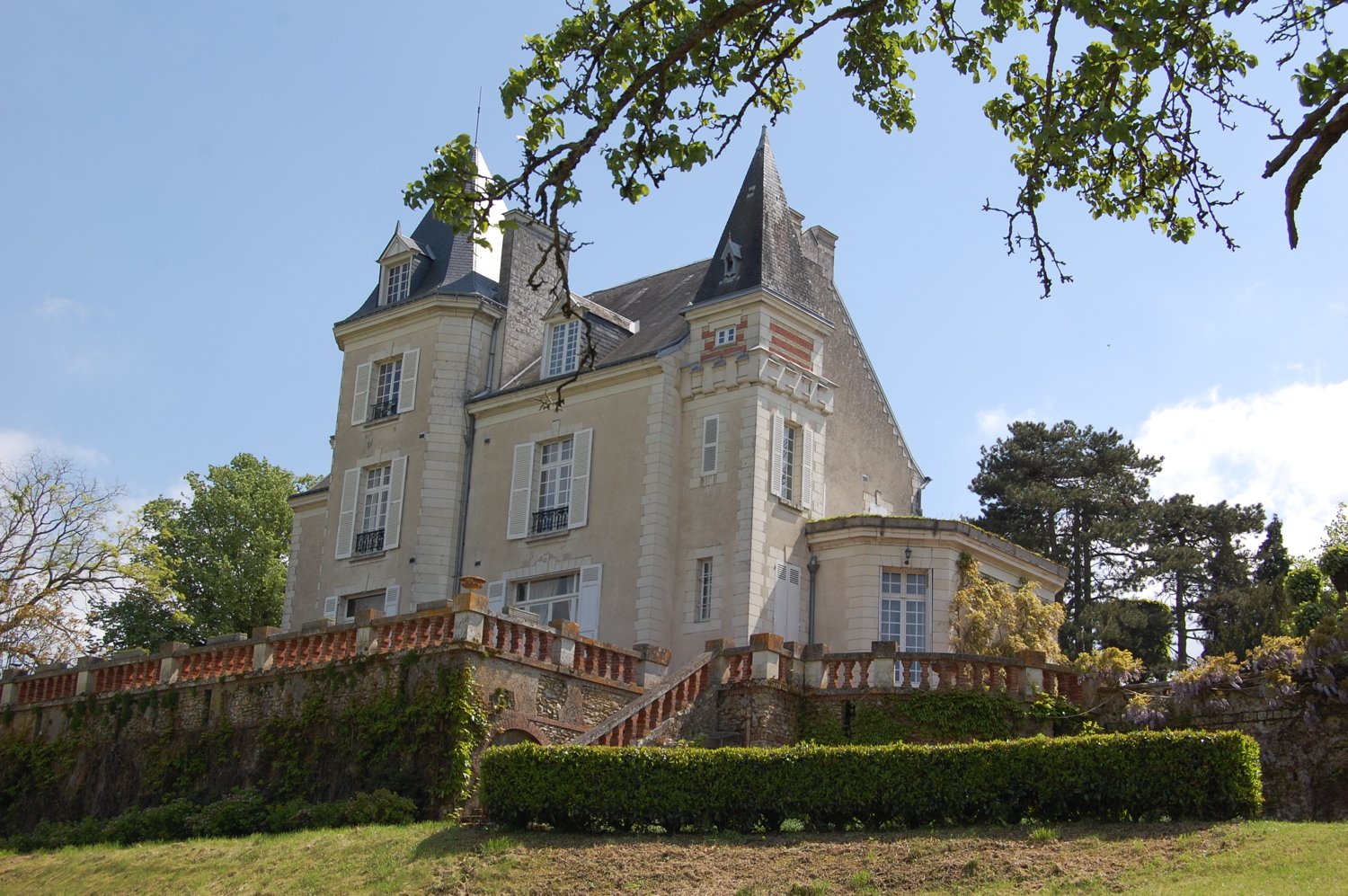 Castles and Chateau for Sale in France