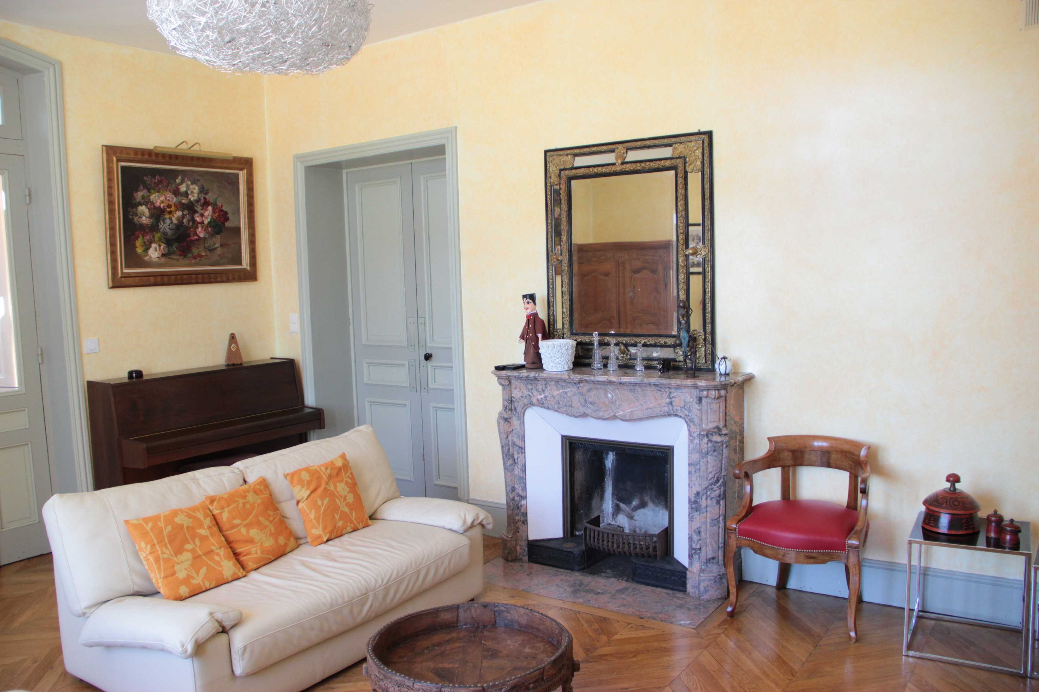 French Mansions & Maisons de Maitre for sale in France