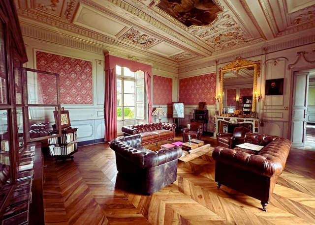 Luxury castle living